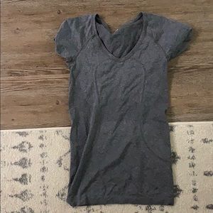 Grey lulu lemon shirt